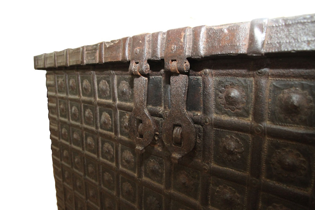 Antik Stil Massivholz Truhe - L122 x B75 x H91 cm - Antiquität