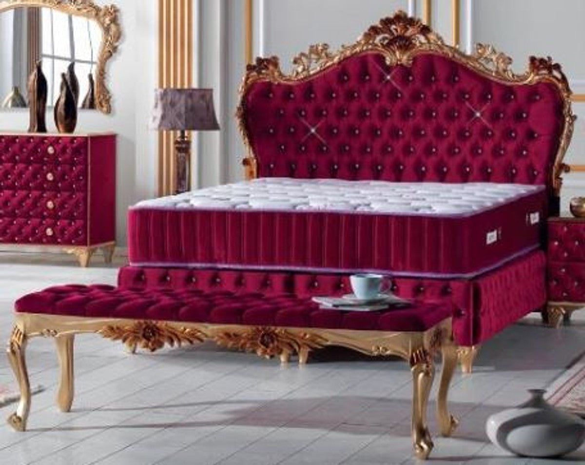 Barock Doppelbett Bordeauxrot / Gold - Prunkvolles Samt Bett mit Glitzersteinen und Matratze - Komplett Set
