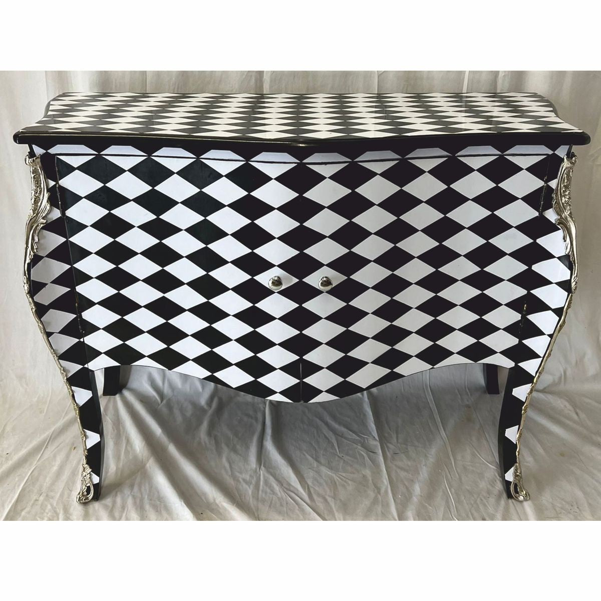 Barock Kommode mit Karo Design und 2 Türen Schwarz / Weiß / Silber - Barock Möbel