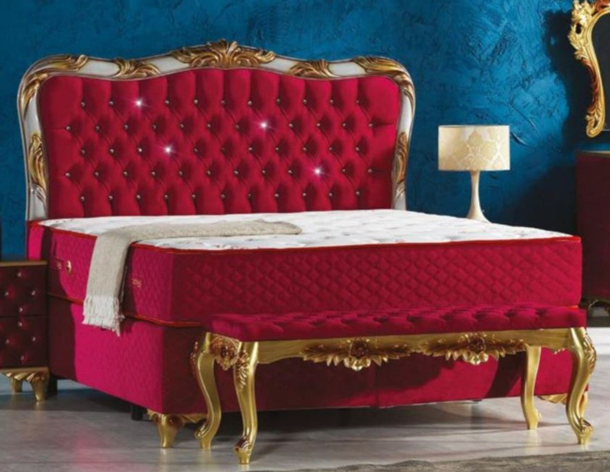 Barock Samt Bett Bordeauxrot / Silber / Gold - Prunkvolles Doppelbett mit Glitzersteinen und Matratze - Schlafzimmer Möbel im Barockstil