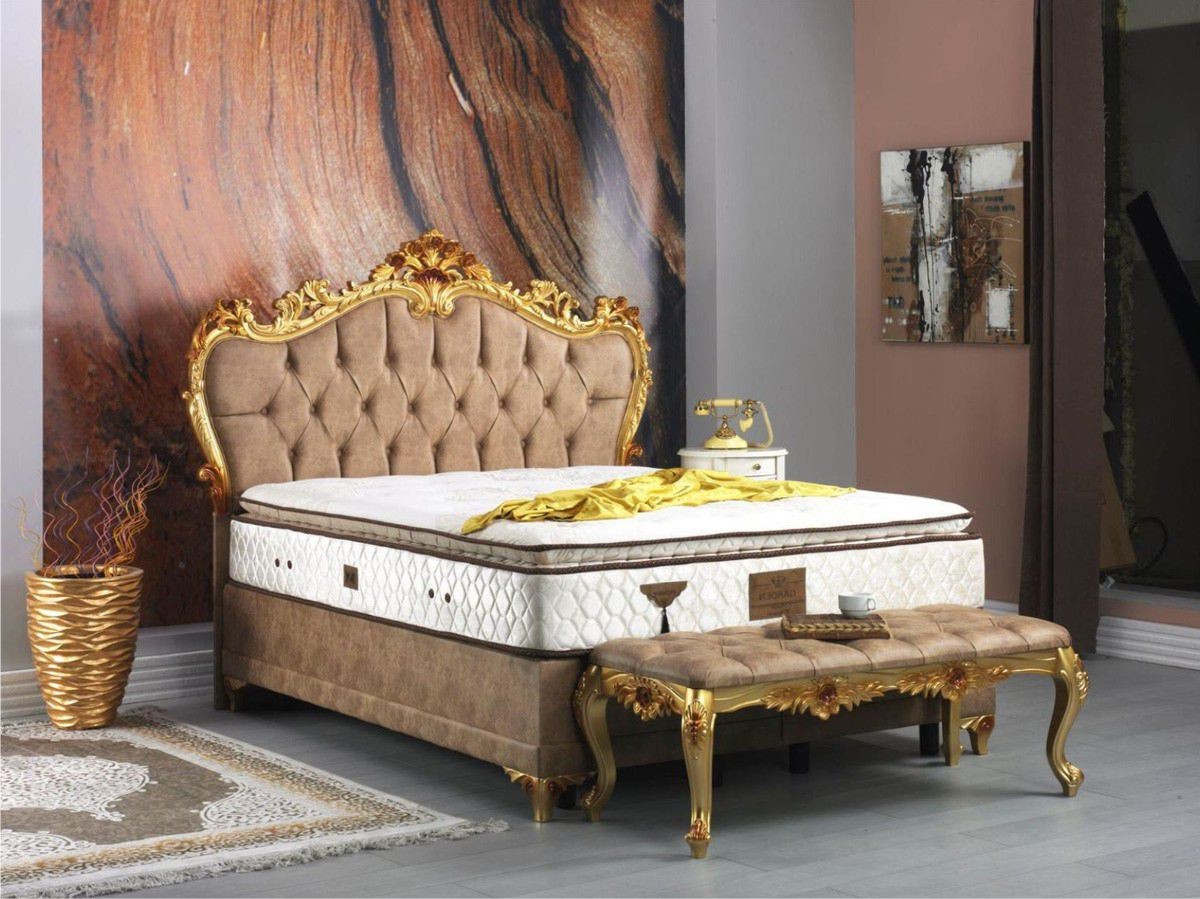 Barock Schlafzimmer Set Braun / Gold - Prunkvolles Doppelbett mit Sitzbank - Schlafzimmer Möbel im Barockstil